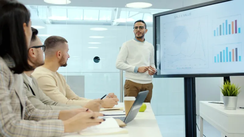 Signal Lost: Why More Analytical Power Is Producing Less Strategic Clarity for Enterprise Leaders